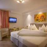 Theresia Garni Hotell Sankt Johann in Tirol