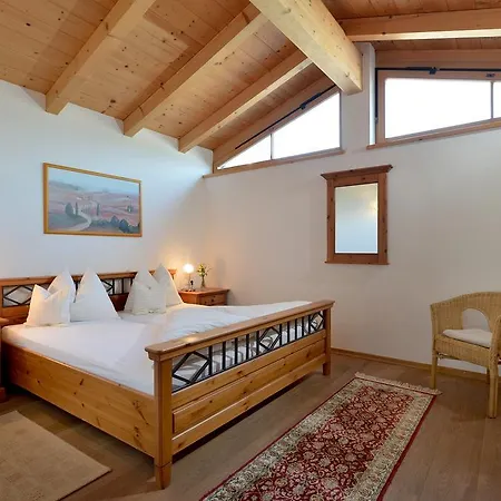 Theresia Garni Hotel St. Johann in Tirol