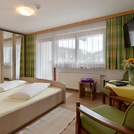 Theresia Garni Hotel