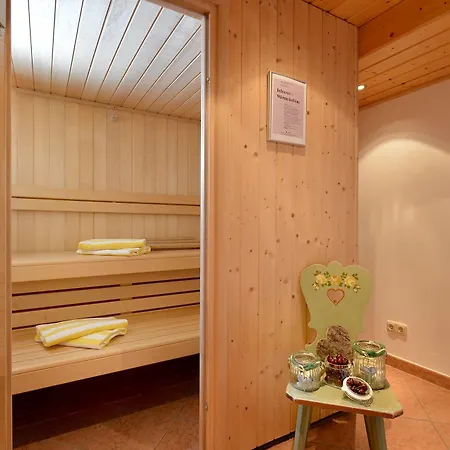 Theresia Garni St. Johann in Tirol