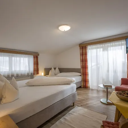 Theresia Garni Hotel