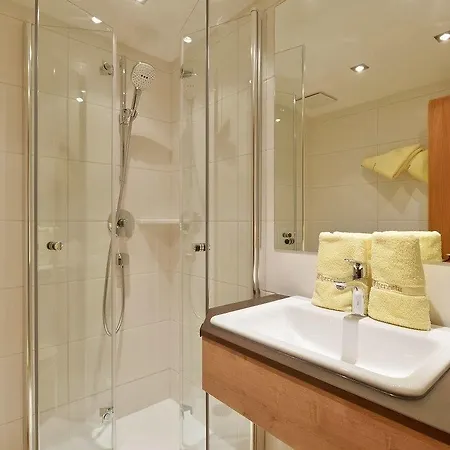 Theresia Garni Hotel