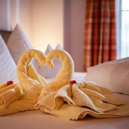 Theresia Garni Hotel