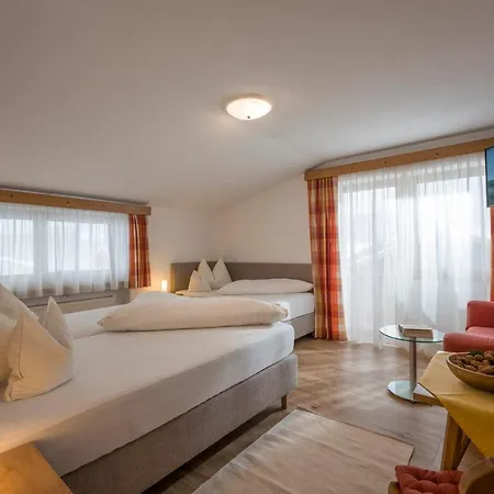 Theresia Garni 3*