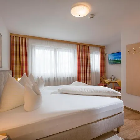 Theresia Garni 3* سانكت يوهان ان تيرو